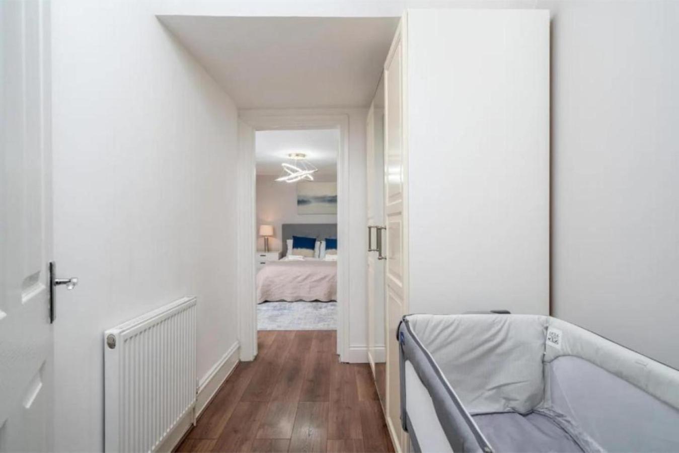 Stunning 2Bed 2Bath Apt In Earls Court Sleeps Six London Exteriör bild