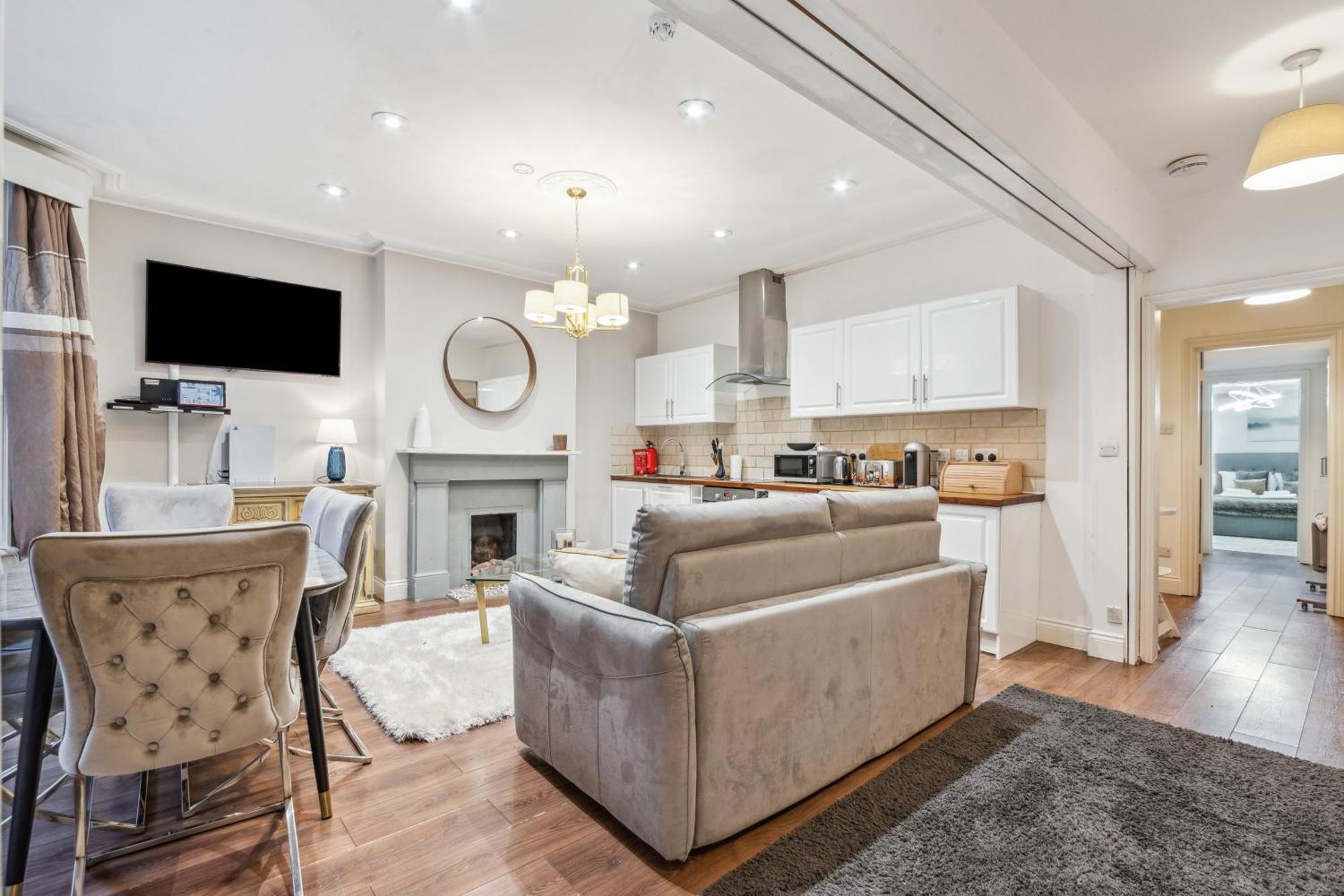 Stunning 2Bed 2Bath Apt In Earls Court Sleeps Six London Exteriör bild