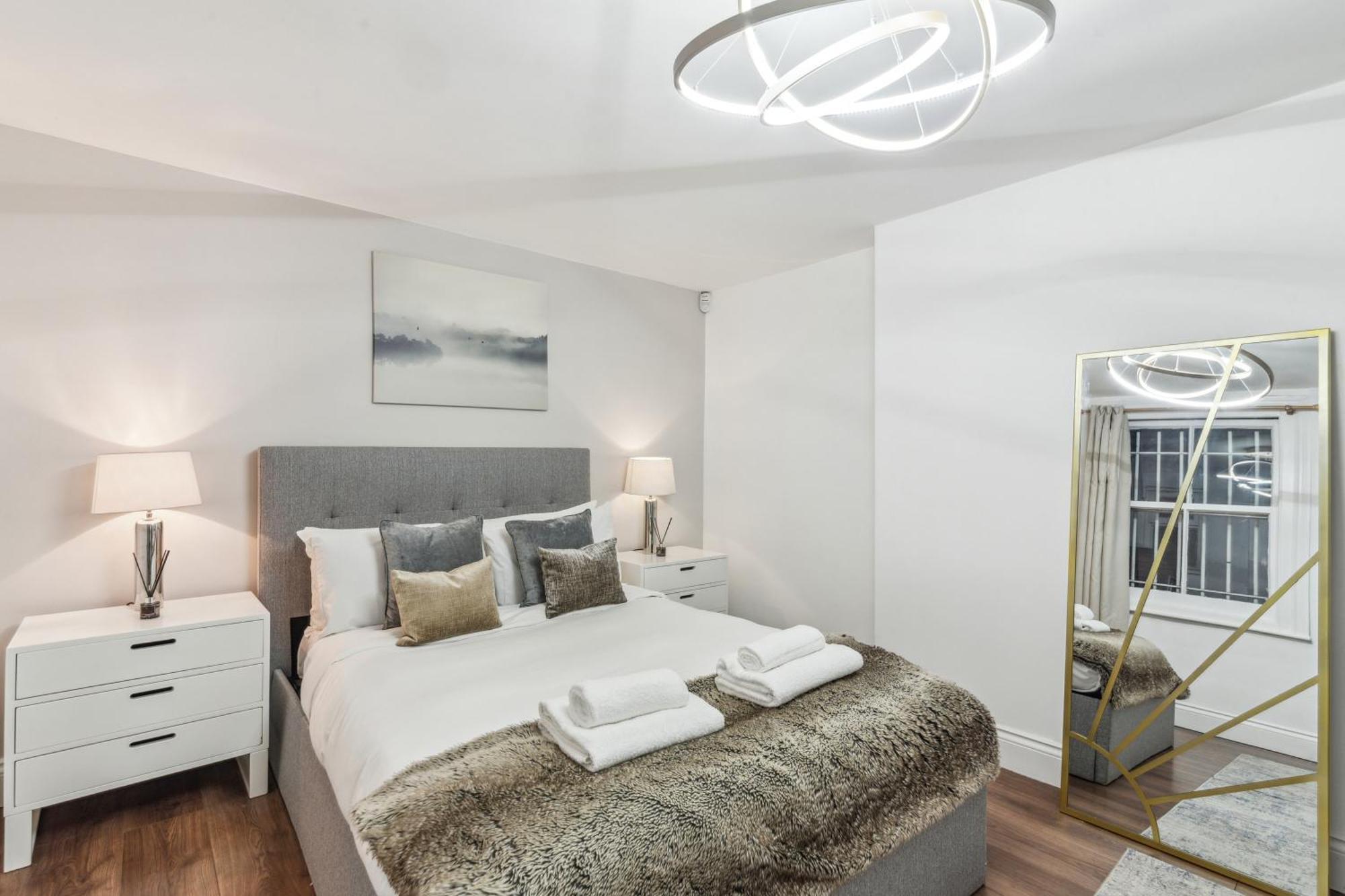 Stunning 2Bed 2Bath Apt In Earls Court Sleeps Six London Exteriör bild